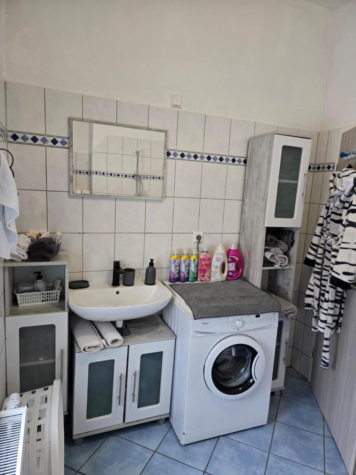 Ferienwohnung Am Bahnhof برنبورغ المظهر الخارجي الصورة